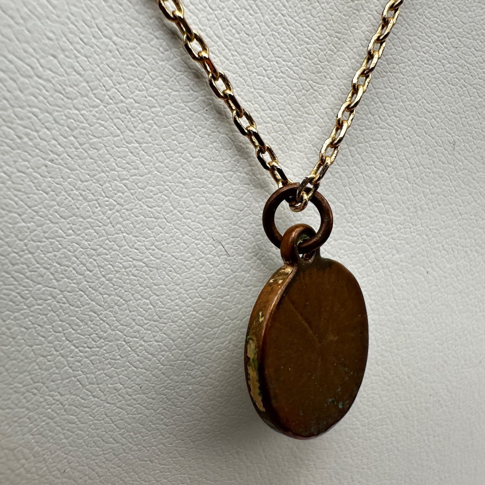 Vintage 90s Butterfly Abalone Shell Pendant Necklace Gold Tone Women's Jewelry - Thumbnail 4