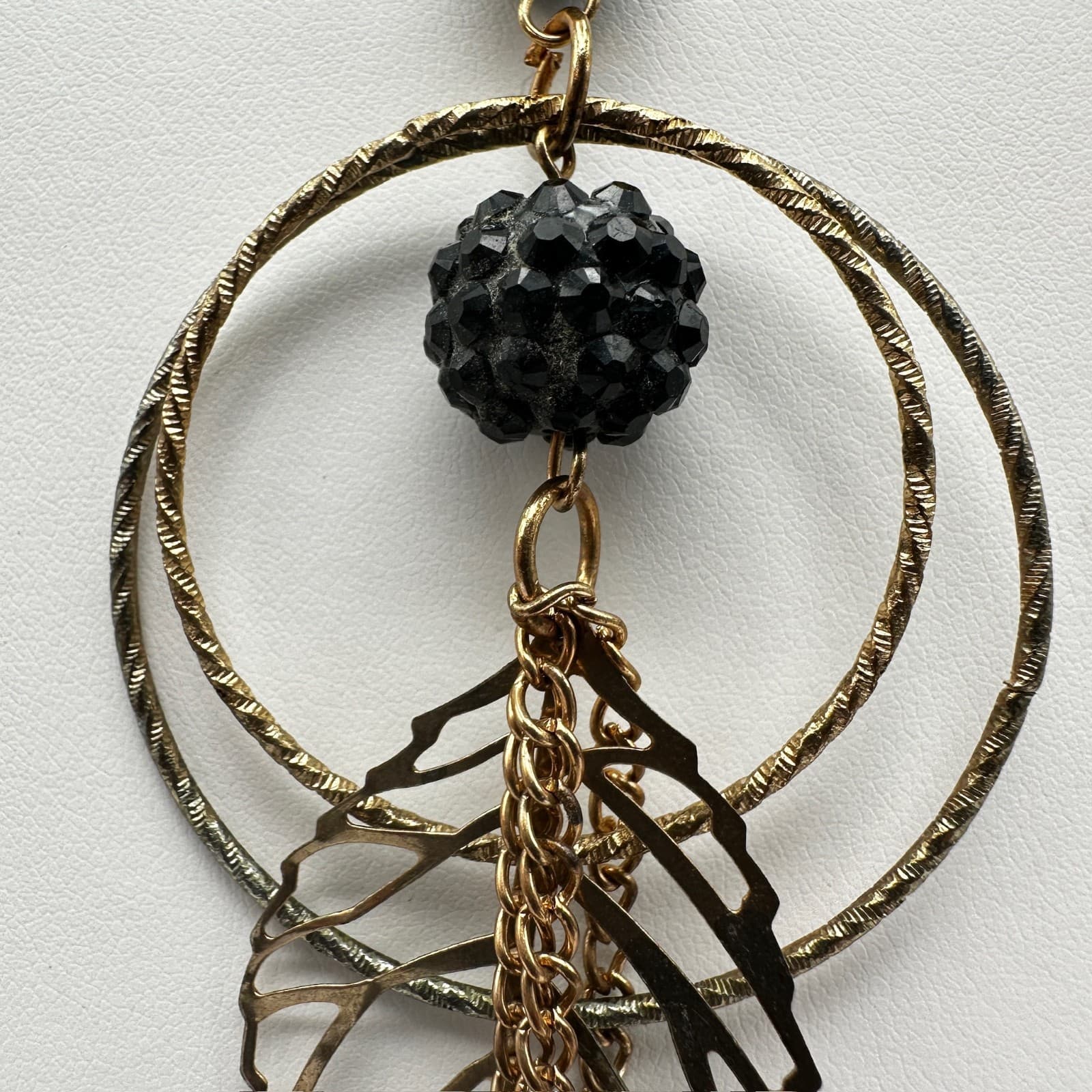 Vintage 90s Leaf Black Double Hoop Pendant Necklace Gold Tone Women's Jewelry - Thumbnail 3