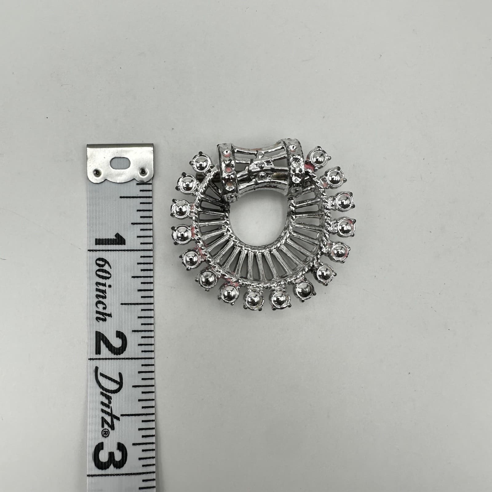 Vintage 80s Silver Tone Open Circle Wreath Bow Brooch Pin Women's Jewelry - Thumbnail 7