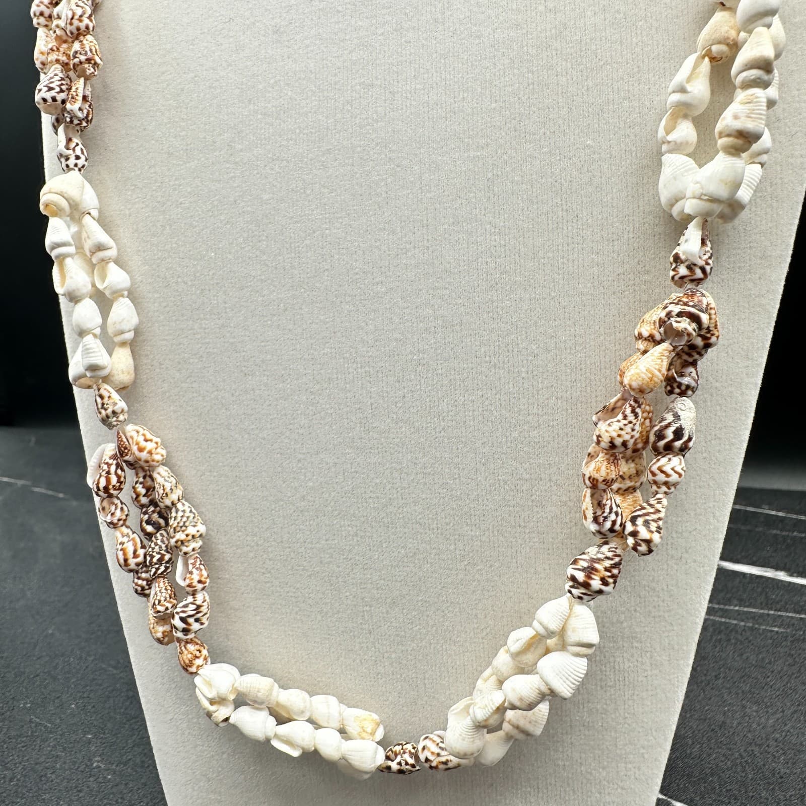 Vintage Shell Cowrie Choker Necklace Beach Statement 3-Strand 19" Hawaiian Boho - Thumbnail 4