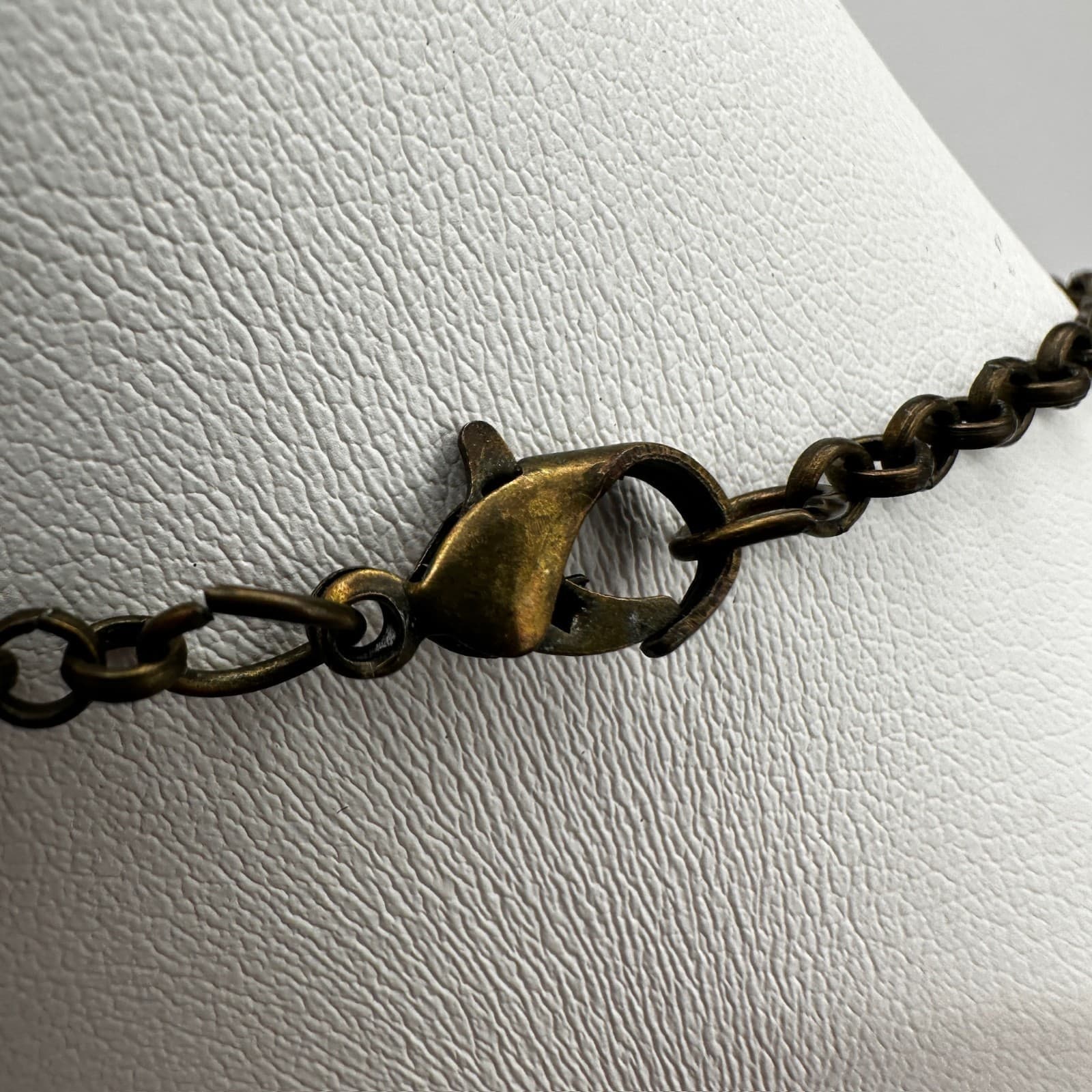 Vintage 90s Proverbs 31:25 Square Glass Pendant Necklace Bronze Tone Faith - Thumbnail 10