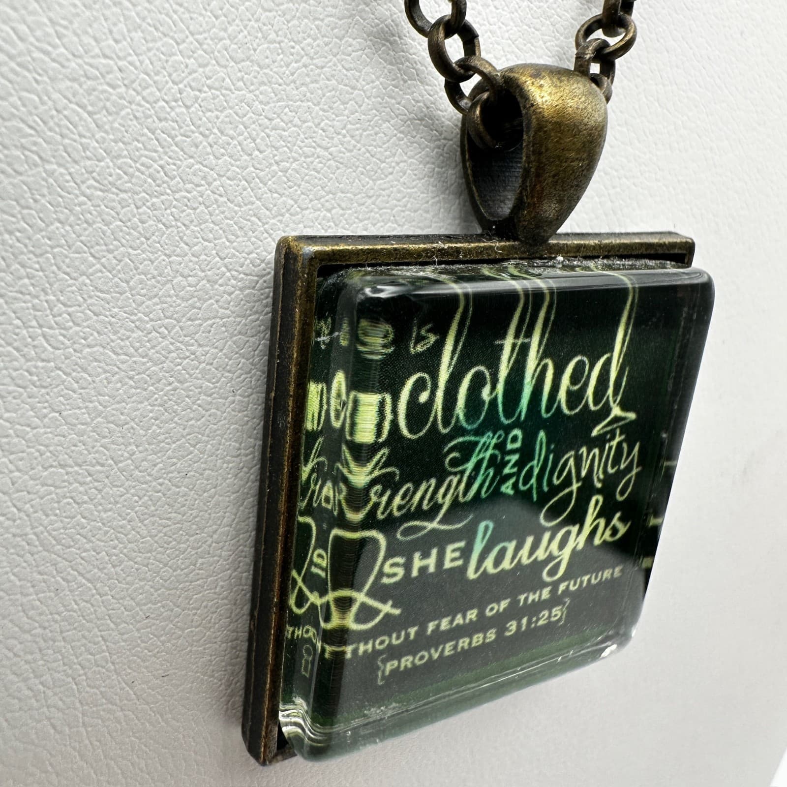 Vintage 90s Proverbs 31:25 Square Glass Pendant Necklace Bronze Tone Faith - Thumbnail 6