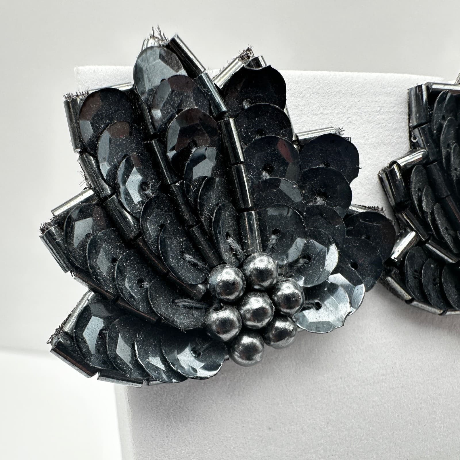 Vintage 80s Black Beaded Sequin Statement Floral Earrings Women's Jewelry - Thumbnail 4