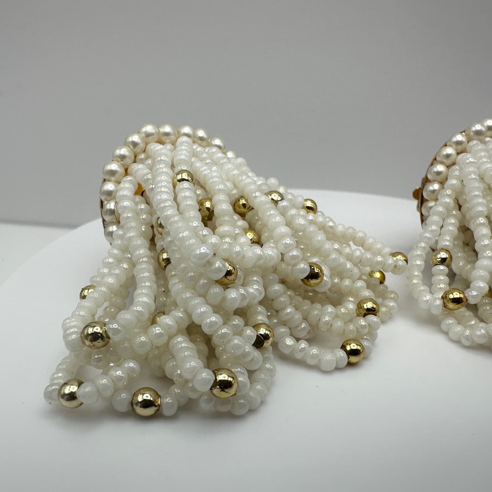 Vintage 80s White Seed Pearl Bead Tassel Earrings Gold Tone Women's Jewelry - Thumbnail 4