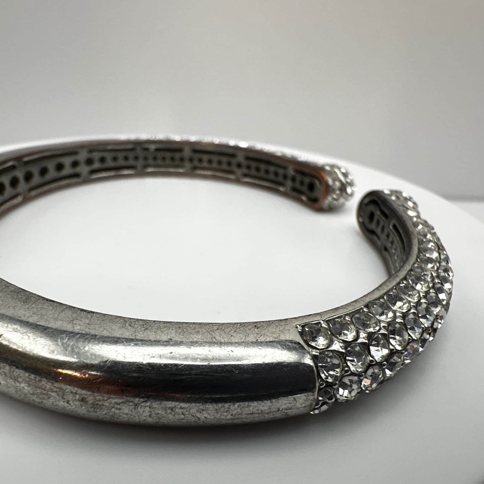 Vintage 90s Silver Tone Rhinestone Hinged Bangle Bracelet women's Jewelry - Thumbnail 12