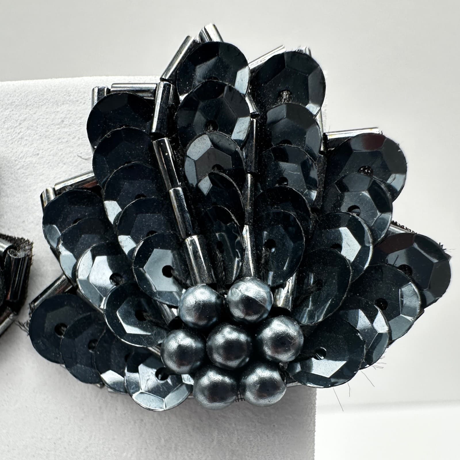 Vintage 80s Black Beaded Sequin Statement Floral Earrings Women's Jewelry - Thumbnail 7