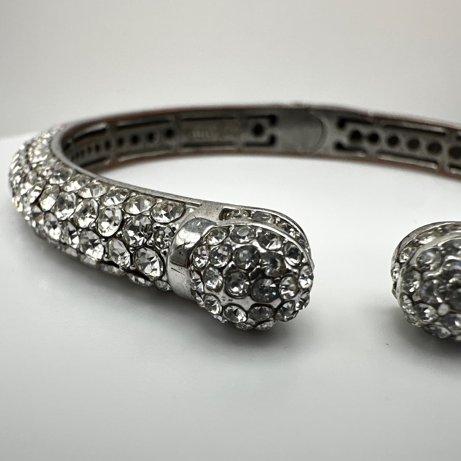 Vintage 90s Silver Tone Rhinestone Hinged Bangle Bracelet women's Jewelry - Thumbnail 4