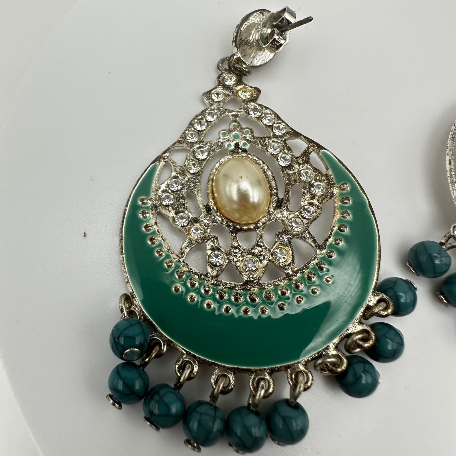 Vintage 90s Green Enamel Dangle Earrings Faux Pearl Silver Tone Women's Jewelry - Thumbnail 8