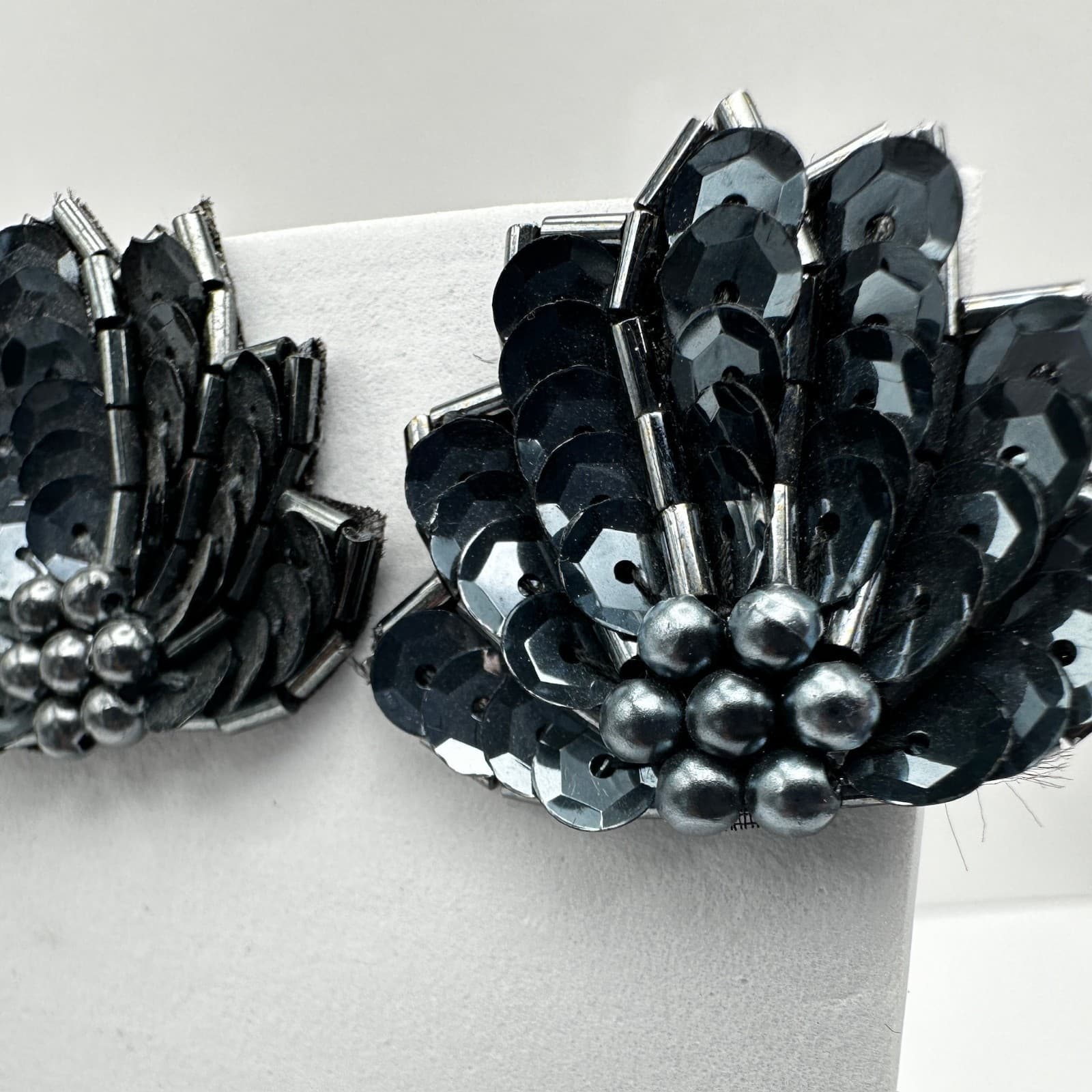 Vintage 80s Black Beaded Sequin Statement Floral Earrings Women's Jewelry - Thumbnail 6