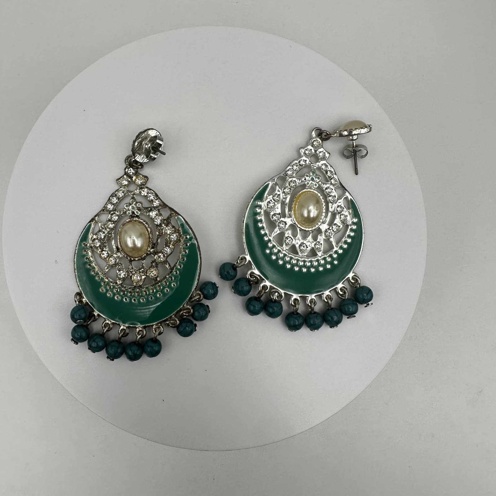 Vintage 90s Green Enamel Dangle Earrings Faux Pearl Silver Tone Women's Jewelry - Thumbnail 6