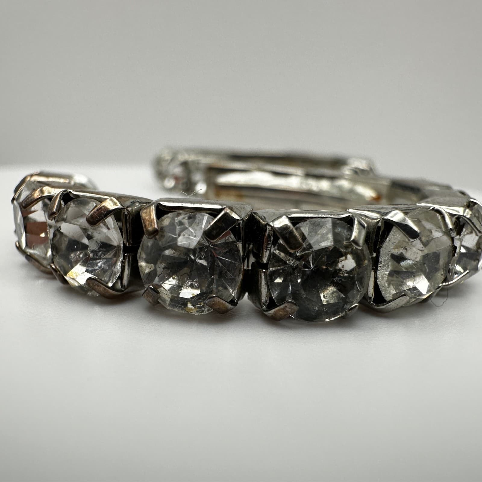 Vintage 90s Silver Tone Clear Glass Rhinestone Hoop Earrings Fashion Jewelry - Thumbnail 5