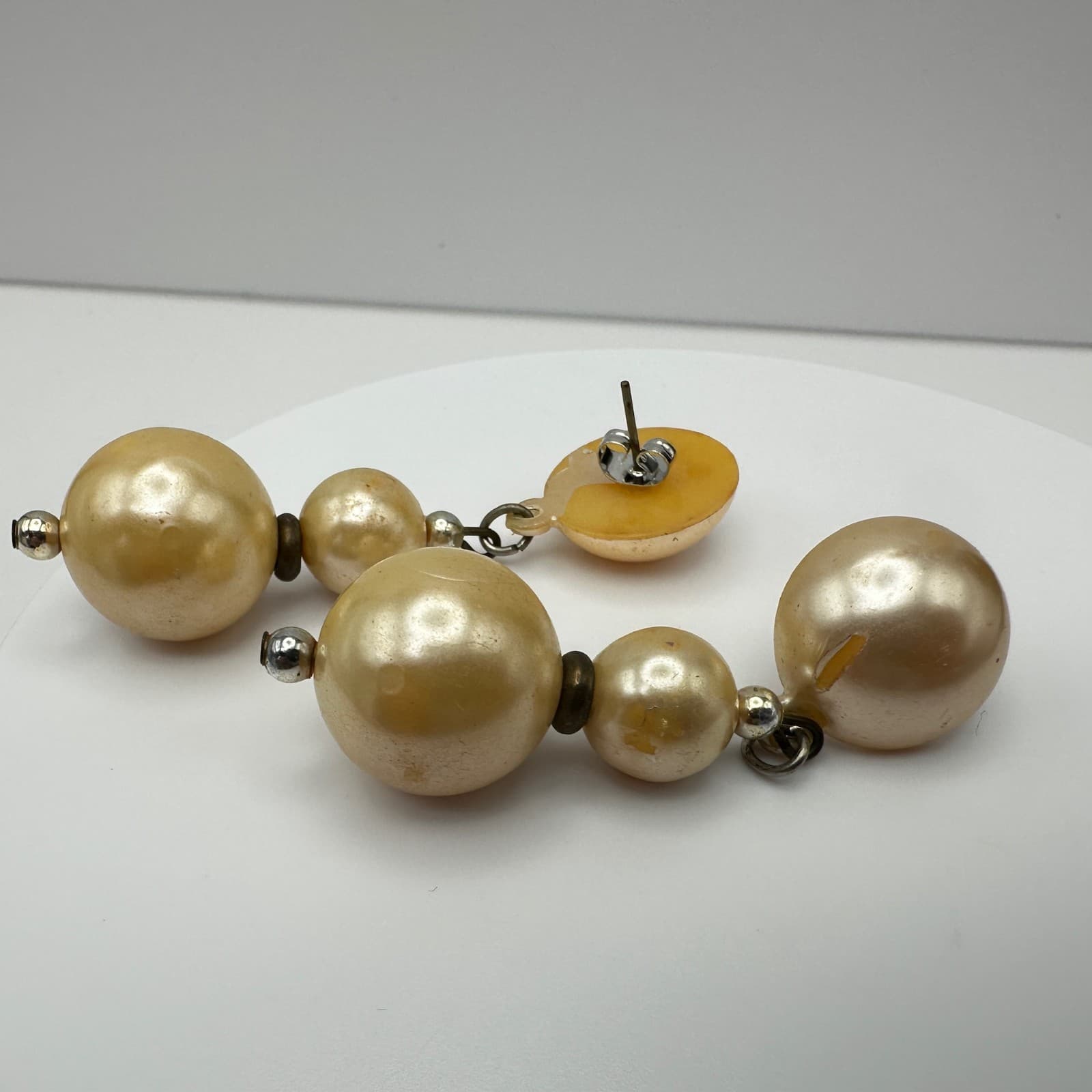 Vintage 80s Faux Pearl Drop Earrings Cream Graduated Bead Statement Dangle - Thumbnail 9