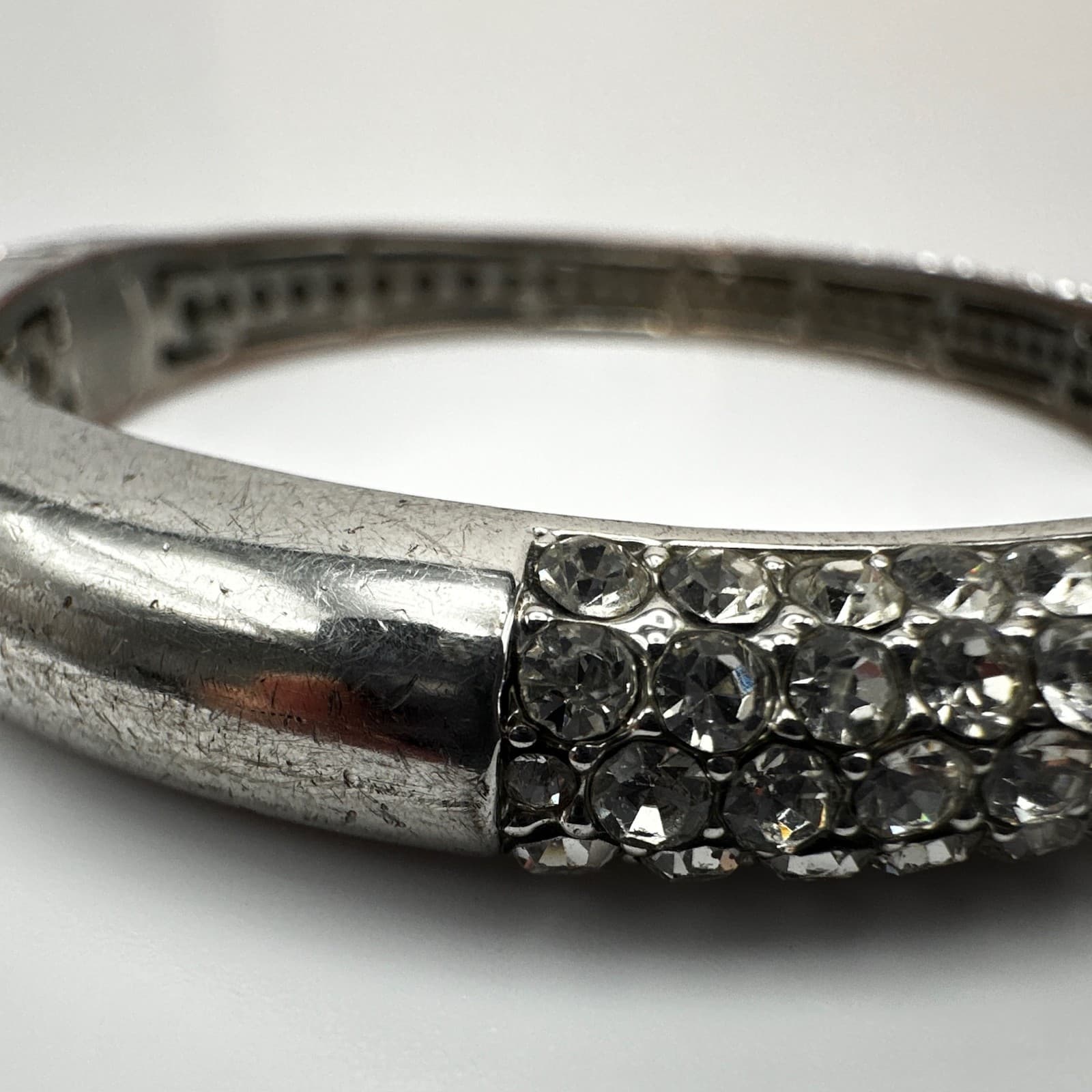 Vintage 90s Silver Tone Rhinestone Hinged Bangle Bracelet women's Jewelry - Thumbnail 10