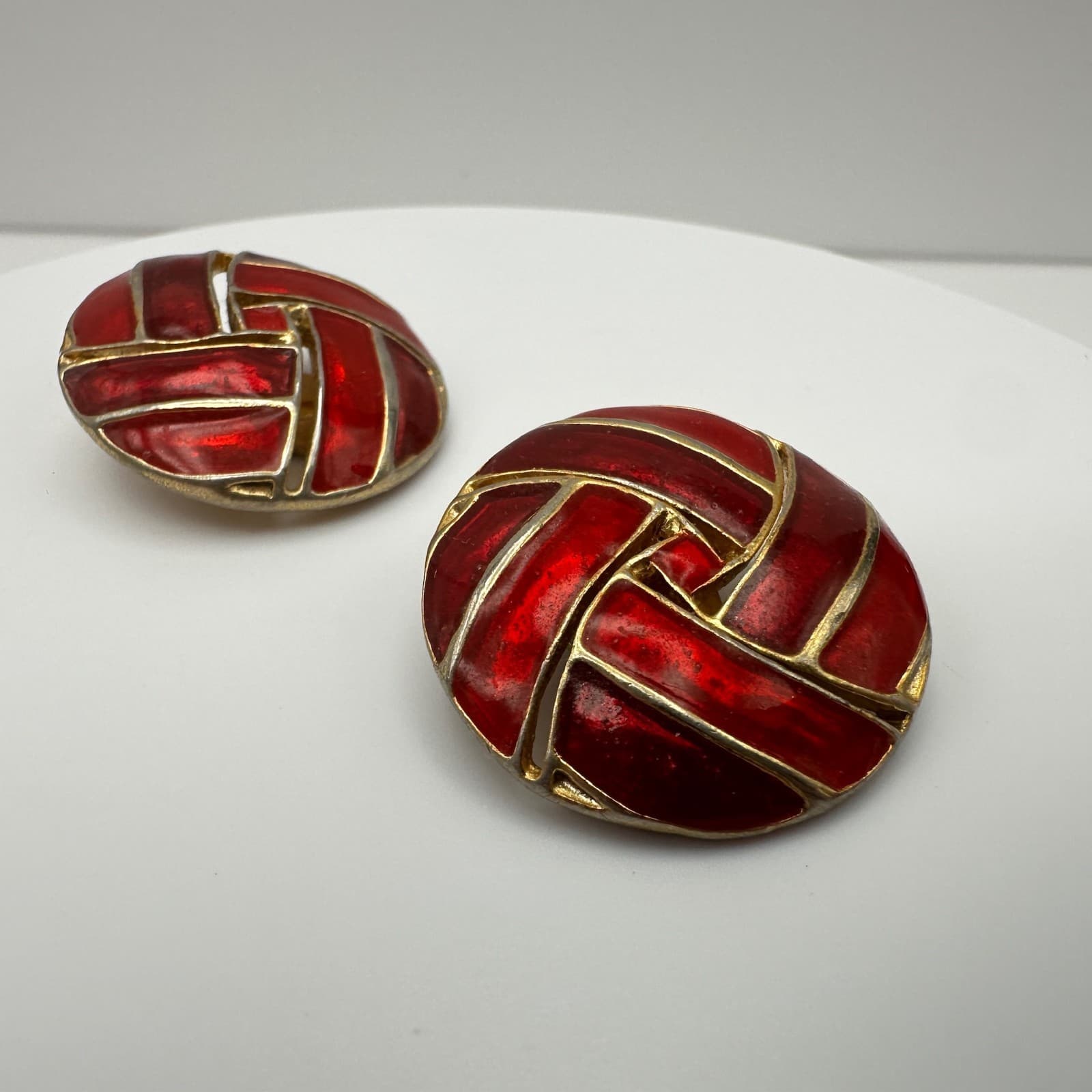 Vintage 80s Red Enamel Gold Tone Round Earrings Geometric Statement Jewelry - Thumbnail 4