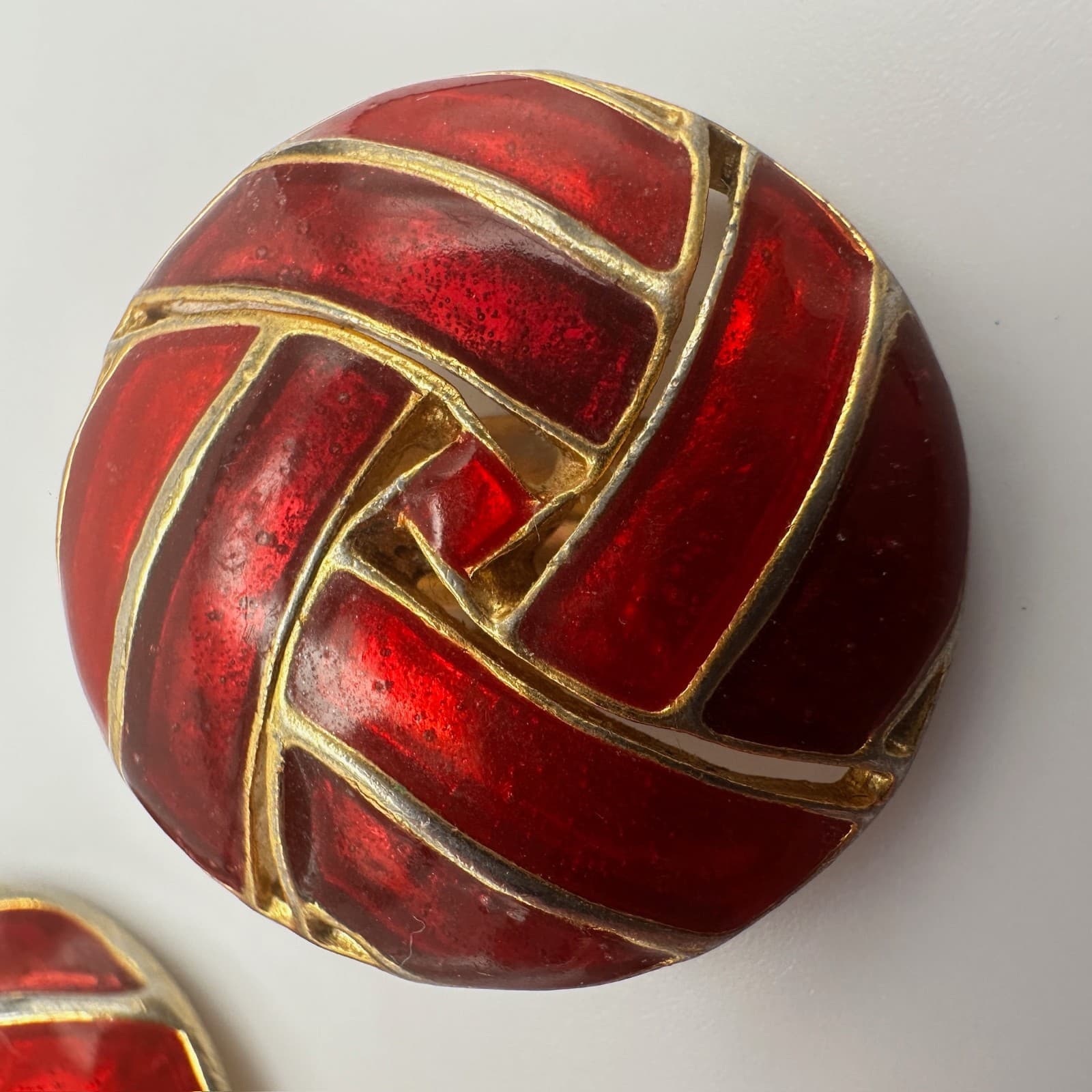 Vintage 80s Red Enamel Gold Tone Round Earrings Geometric Statement Jewelry - Thumbnail 7