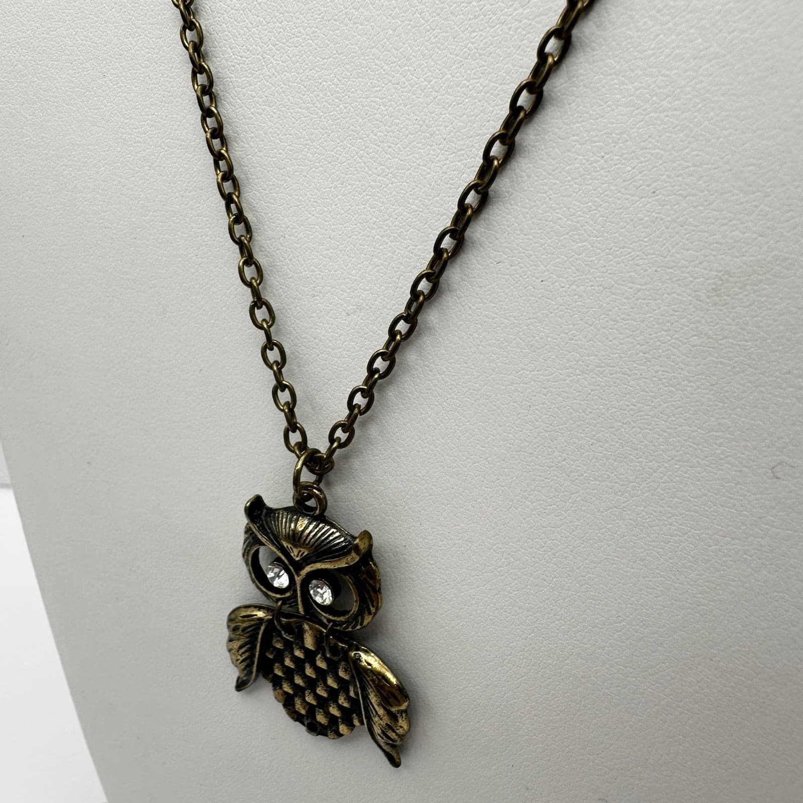 Vintage 90s Bronze Owl Pendant Necklace Crystal Eyes Boho Whimsical Jewelry - Thumbnail 8