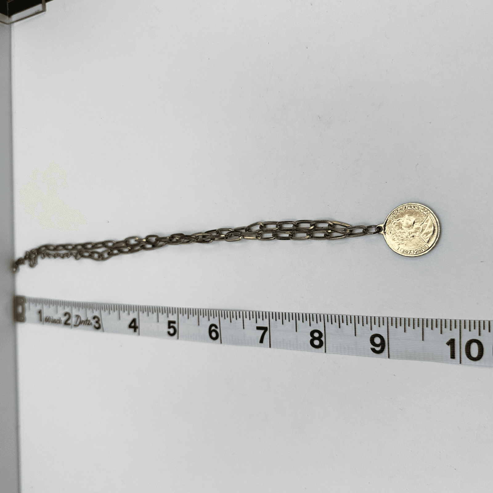 Vintage 90s Isle of Man Elizabeth Coin Pendant Necklace Gold Tone Paperclip - Thumbnail 11