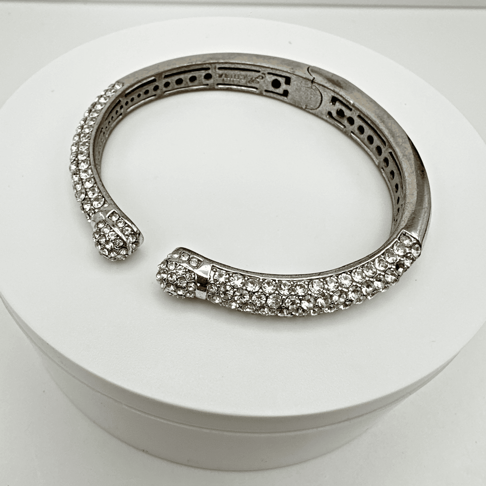 Vintage 90s Silver Tone Rhinestone Hinged Bangle Bracelet women's Jewelry - Image 1