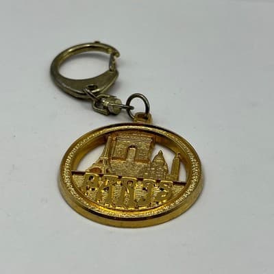 VTG SAP Polyne Paris Souvenir Keychain Gold Tone Eiffel Tower Sacré-Cœur 1992 - Thumbnail 4