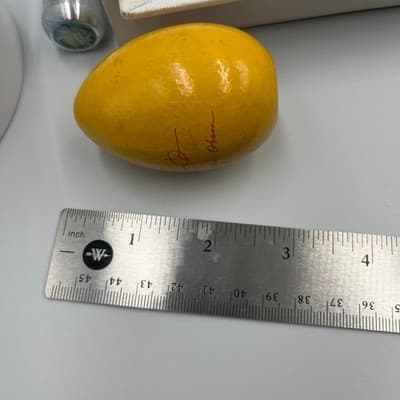 2012 White House Easter Egg Roll Yellow Wooden Egg Barack Michelle Obama Signed - Thumbnail 6