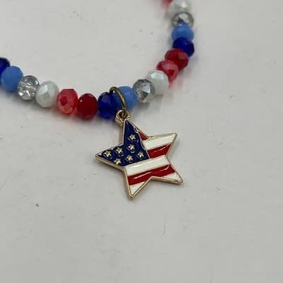 Vintage Patriotic Red White Blue Beaded Bracelet American Flag Star Charm USA - Thumbnail 3