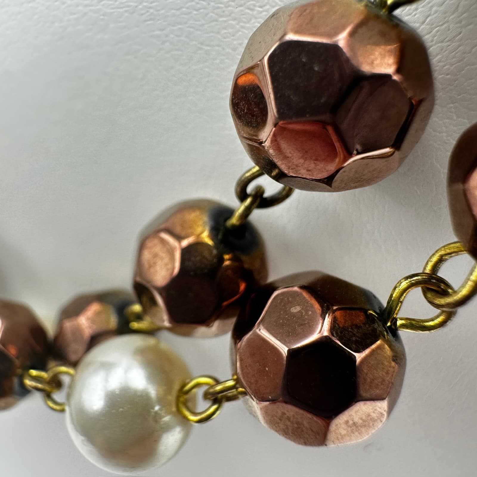 Vintage 90s White Faceted Bronze Bead Pearl Double Strand Necklace Jewelry - Thumbnail 11