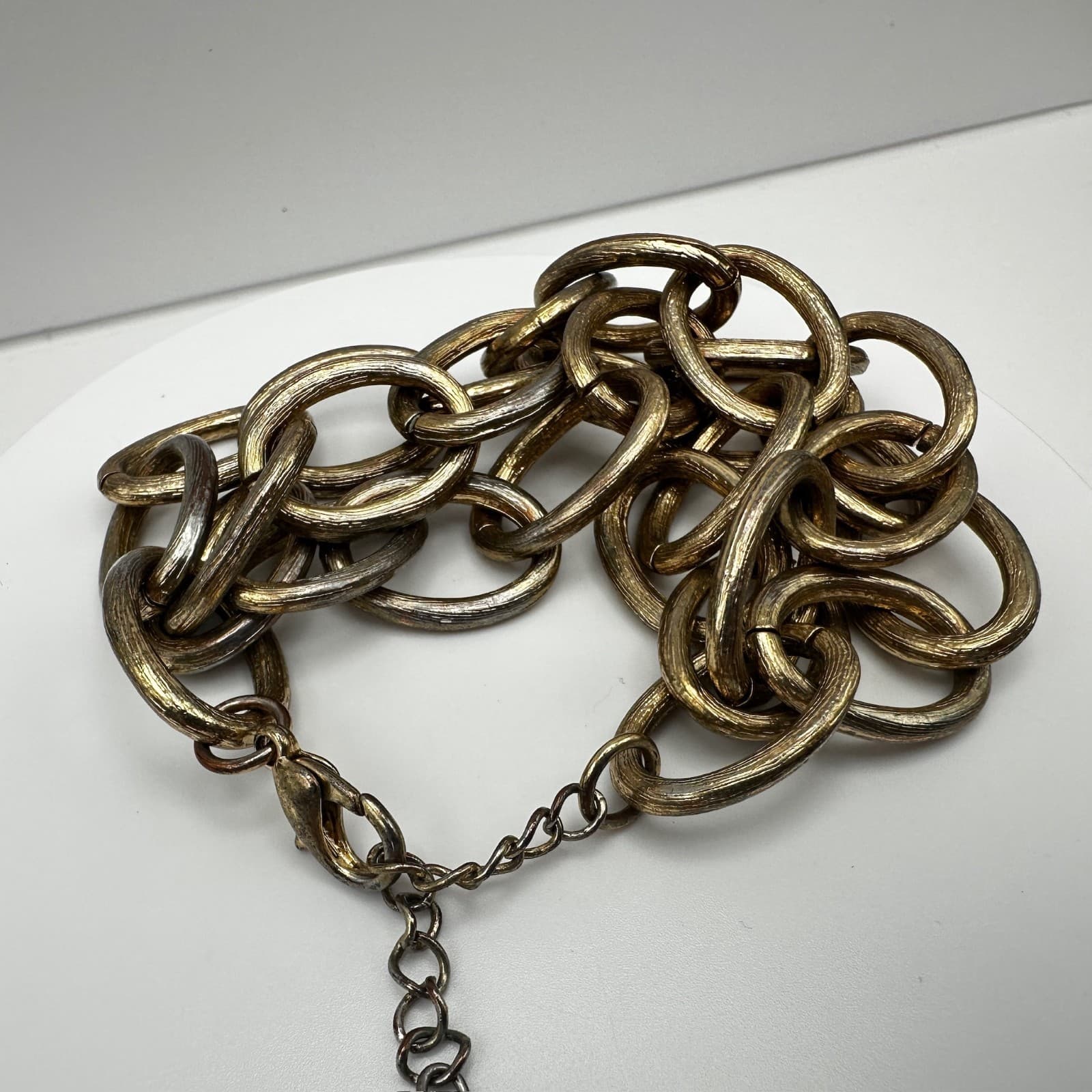 Vintage 80s Gold Tone Chunky Oval Trio-Strand Link Chain Hand Bracelet Jewelry - Thumbnail 7