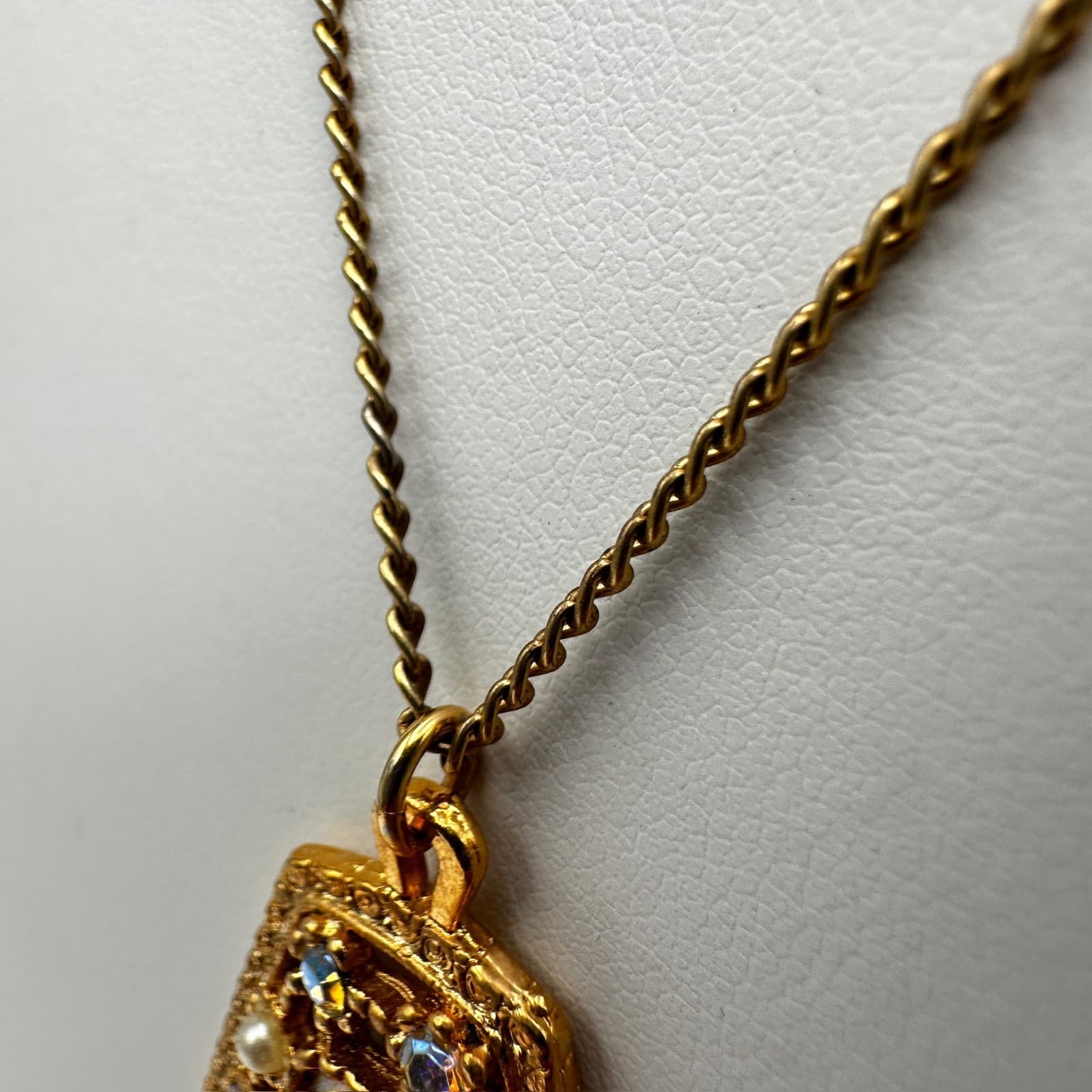 Vintage 90s Gold Tone Cross Pendant Necklace Red AB Rhinestone Faux Pearl - Thumbnail 8