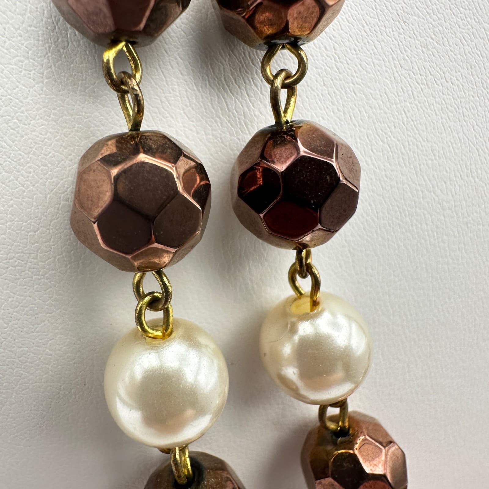 Vintage 90s White Faceted Bronze Bead Pearl Double Strand Necklace Jewelry - Thumbnail 8