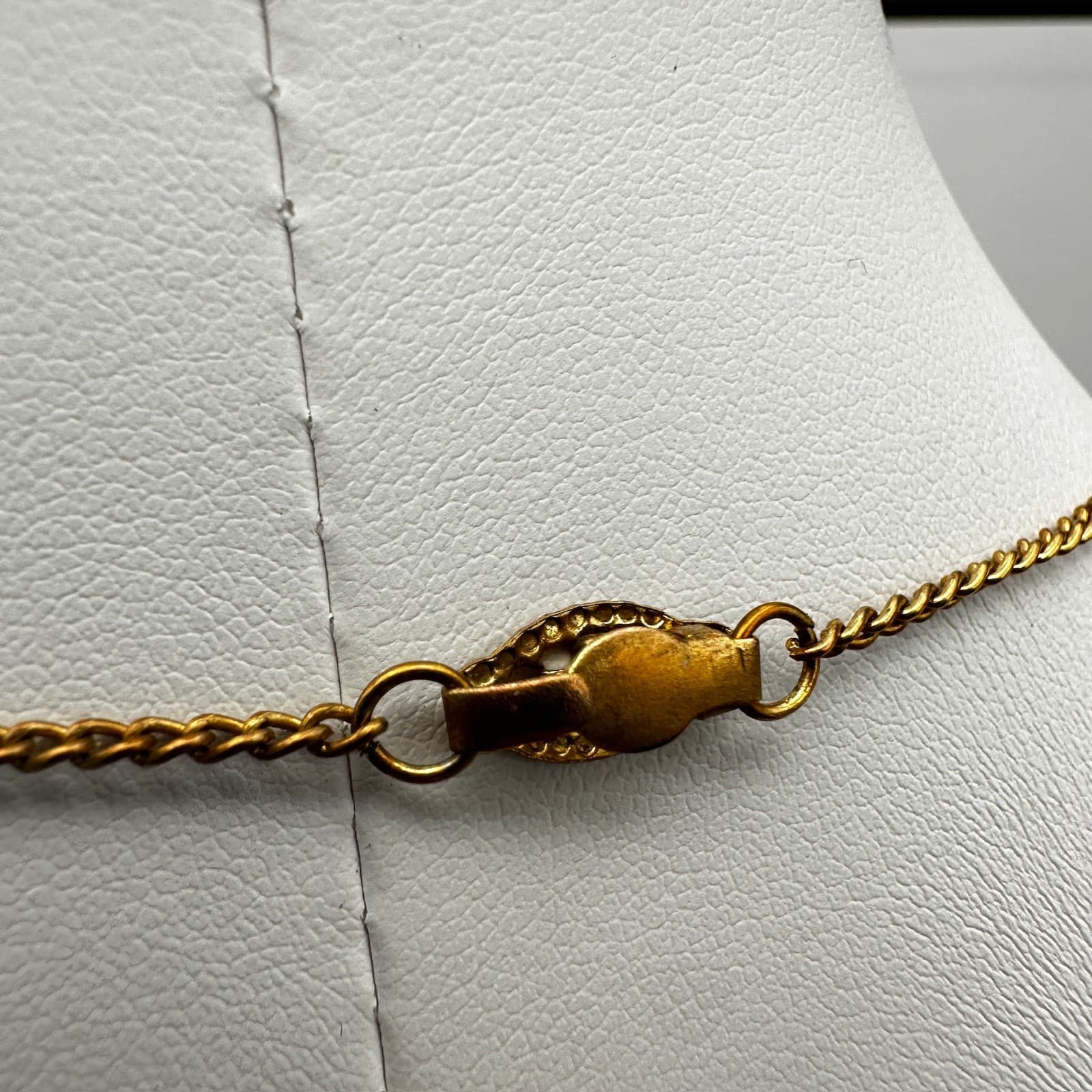 Vintage 90s Gold Tone Cross Pendant Necklace Red AB Rhinestone Faux Pearl - Thumbnail 12