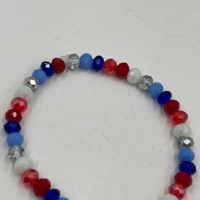 Vintage Patriotic Red White Blue Beaded Bracelet American Flag Star Charm USA - Thumbnail 2