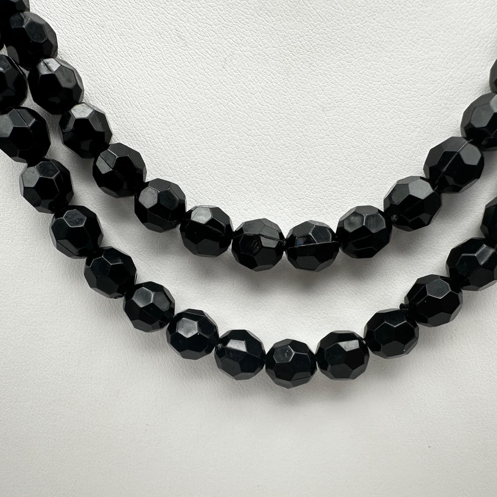 Vintage 90s Black Faceted Bead Double Strand Necklace Women's Classic Jewelry - Thumbnail 8