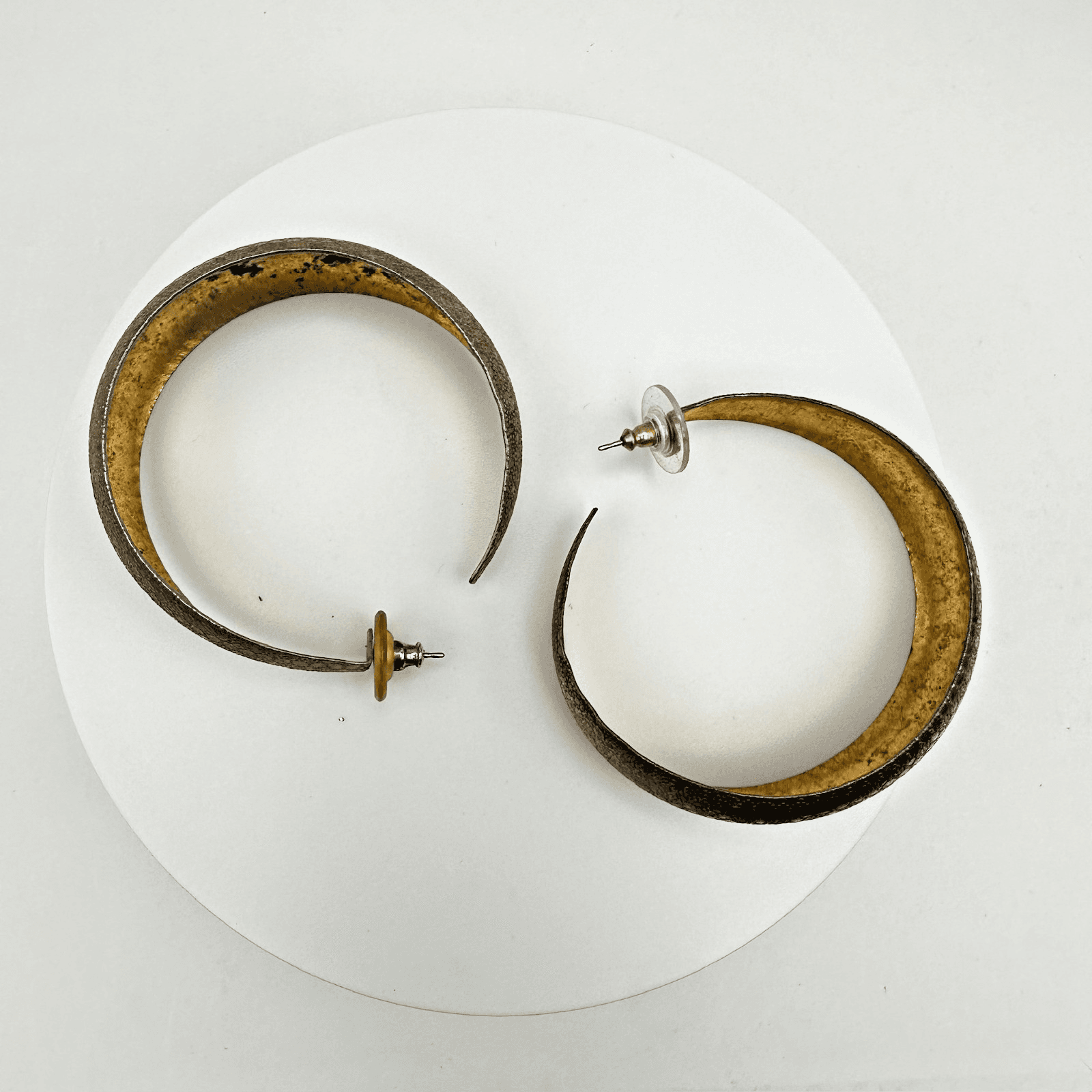 Vintage 80s Gold Tone Textured Hoop Earrings Statement Boho Women's Jewelry - Image 1