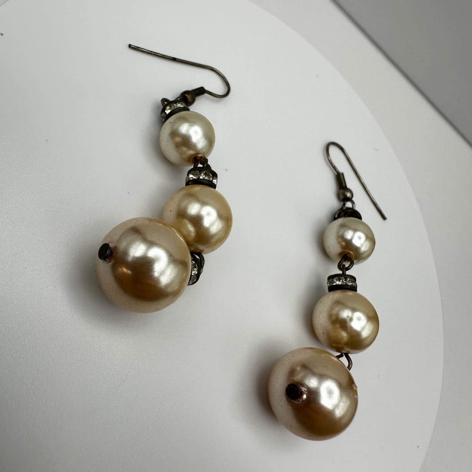 Vintage 90s Faux Pearl Drop Earrings Silver Tone Crystal Accents Jewelry - Thumbnail 10