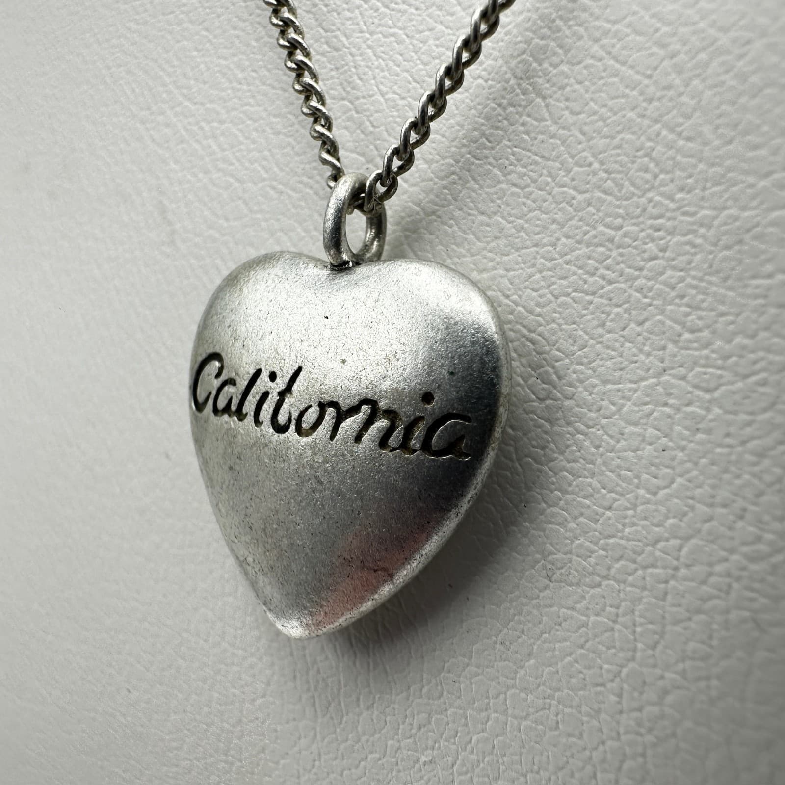 Vintage Y2K California Heart Pendant Necklace Silver Tone State Souvenir Charm - Thumbnail 5