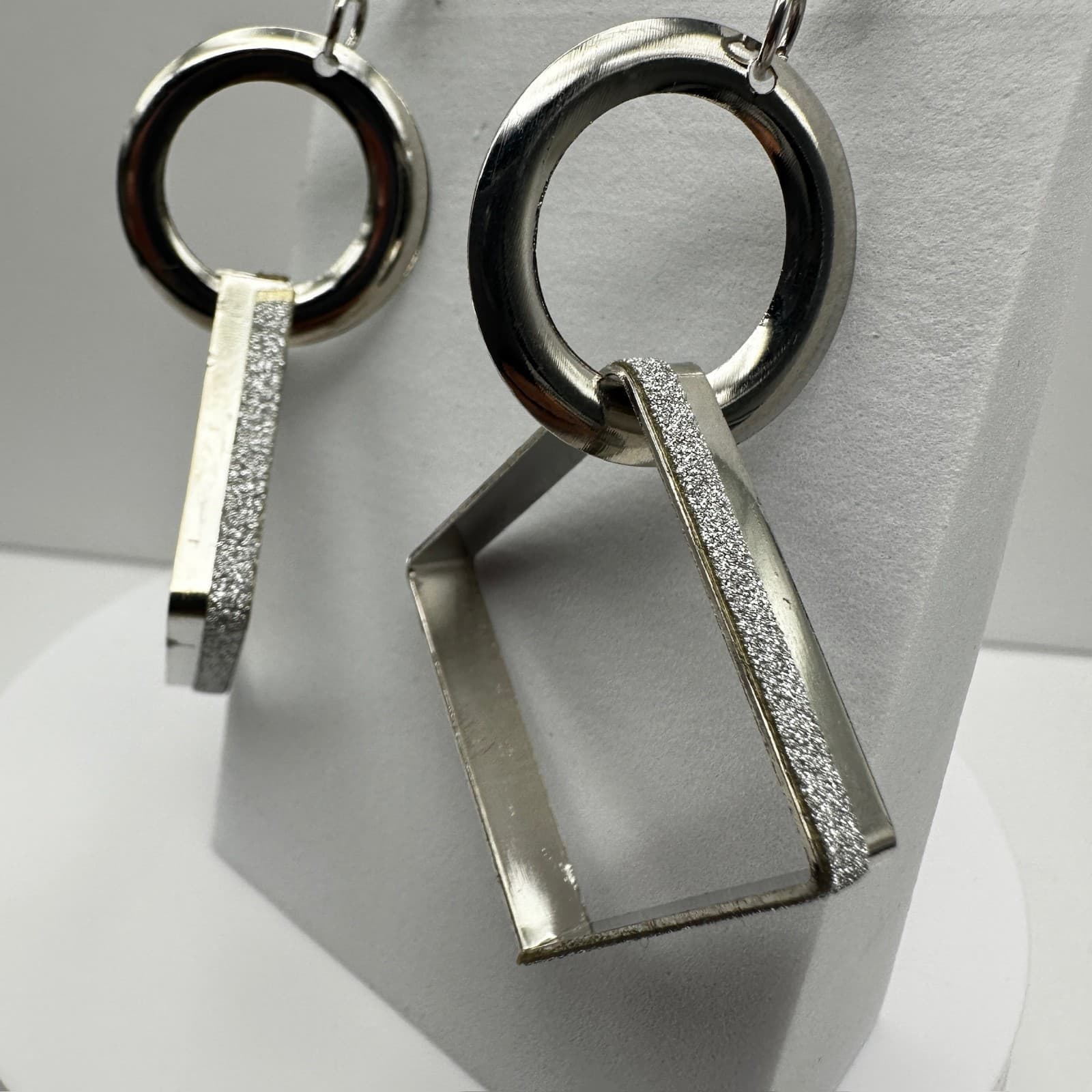 Vintage 90s Silver Tone Geometric Drop Dangle Earrings Textured Square Jewelry - Thumbnail 3