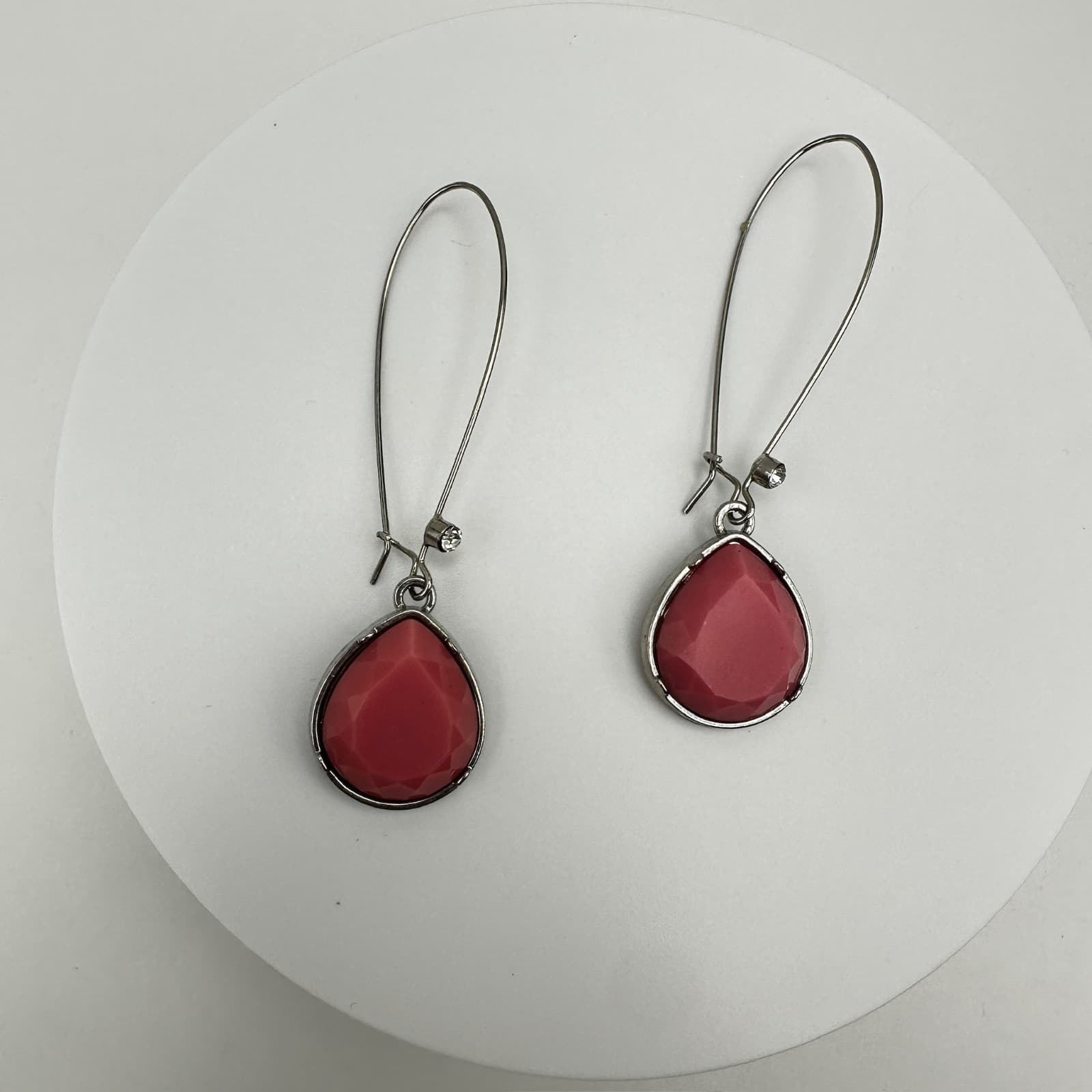 VTG 90s Pink Teardrop Dangle Earrings Faceted Rhinestone Stone Women's Jewelry - Image 1