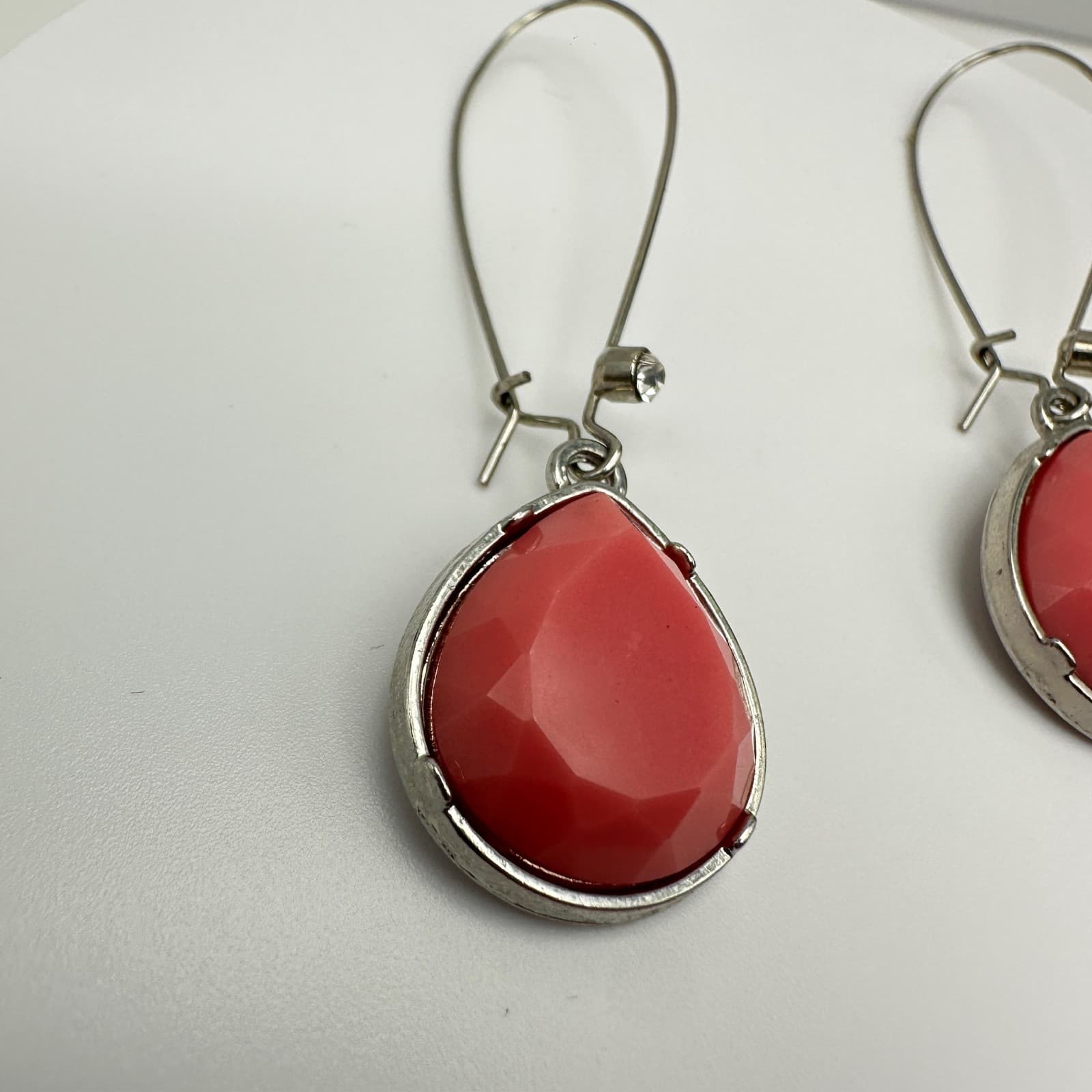 VTG 90s Pink Teardrop Dangle Earrings Faceted Rhinestone Stone Women's Jewelry - Thumbnail 2