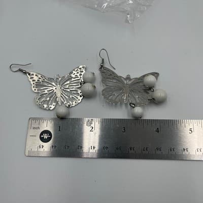 VTG Silver Tone Filigree Butterfly Dangle Earrings White Beads Charms Whimsical - Thumbnail 5