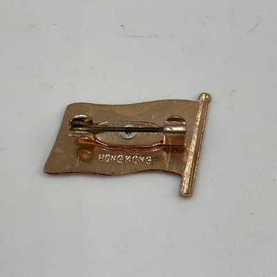Vintage American Flag Lapel Pin US Stars Stripes Patriotic Brooch Hong Kong - Thumbnail 7