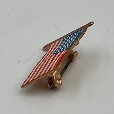 Vintage American Flag Lapel Pin US Stars Stripes Patriotic Brooch Hong Kong - Thumbnail 4