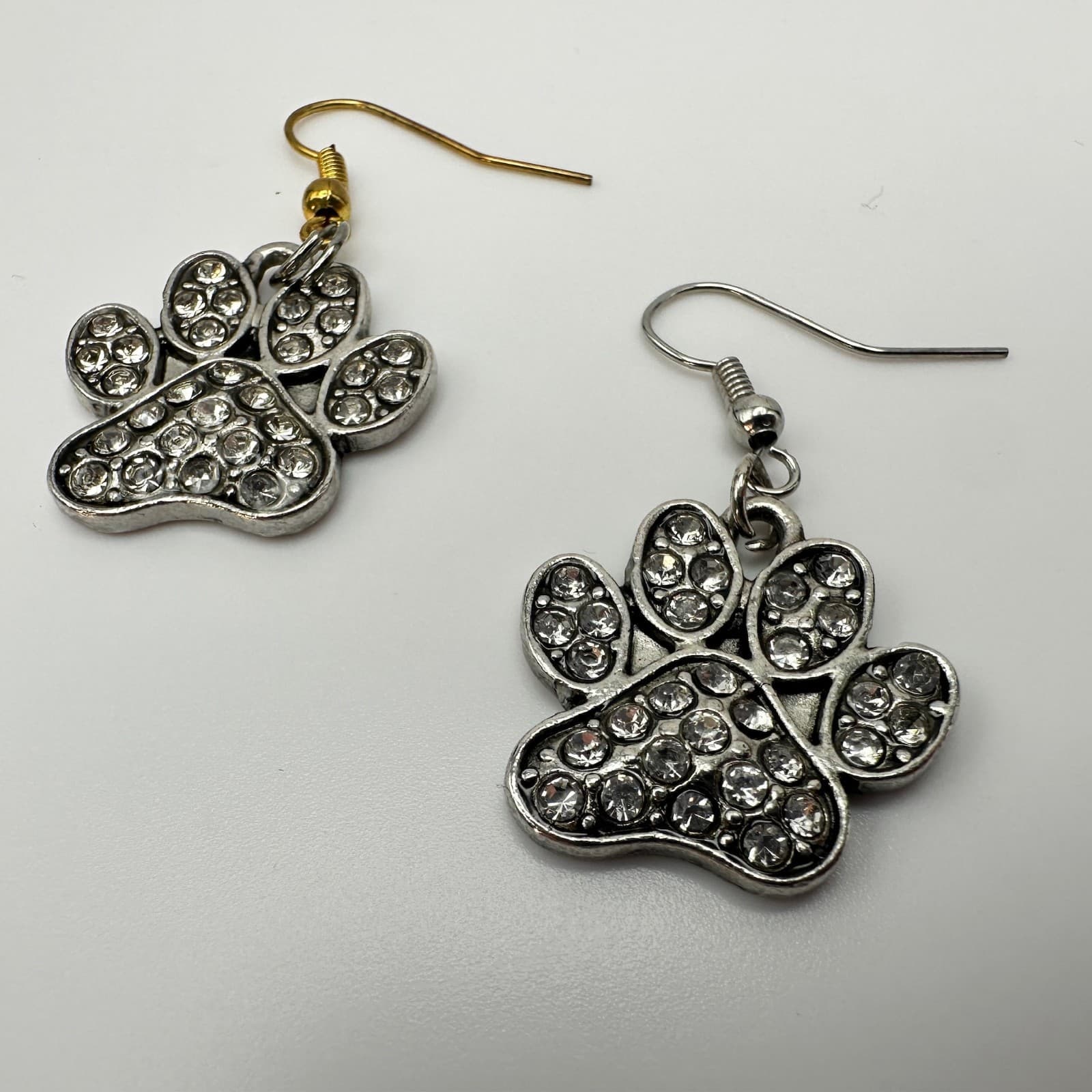 Vintage 90s Dog Paw Jewelry Silver Tone Crystal Animal Print Hook Earrings - Thumbnail 10