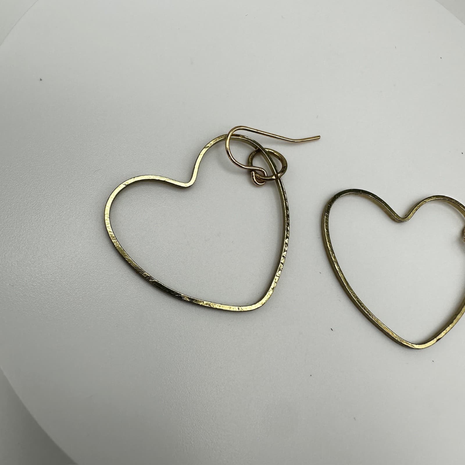 Vintage Gold tone Open Heart Hoop Dangle Earrings Fashion Jewelry 90s - Thumbnail 8