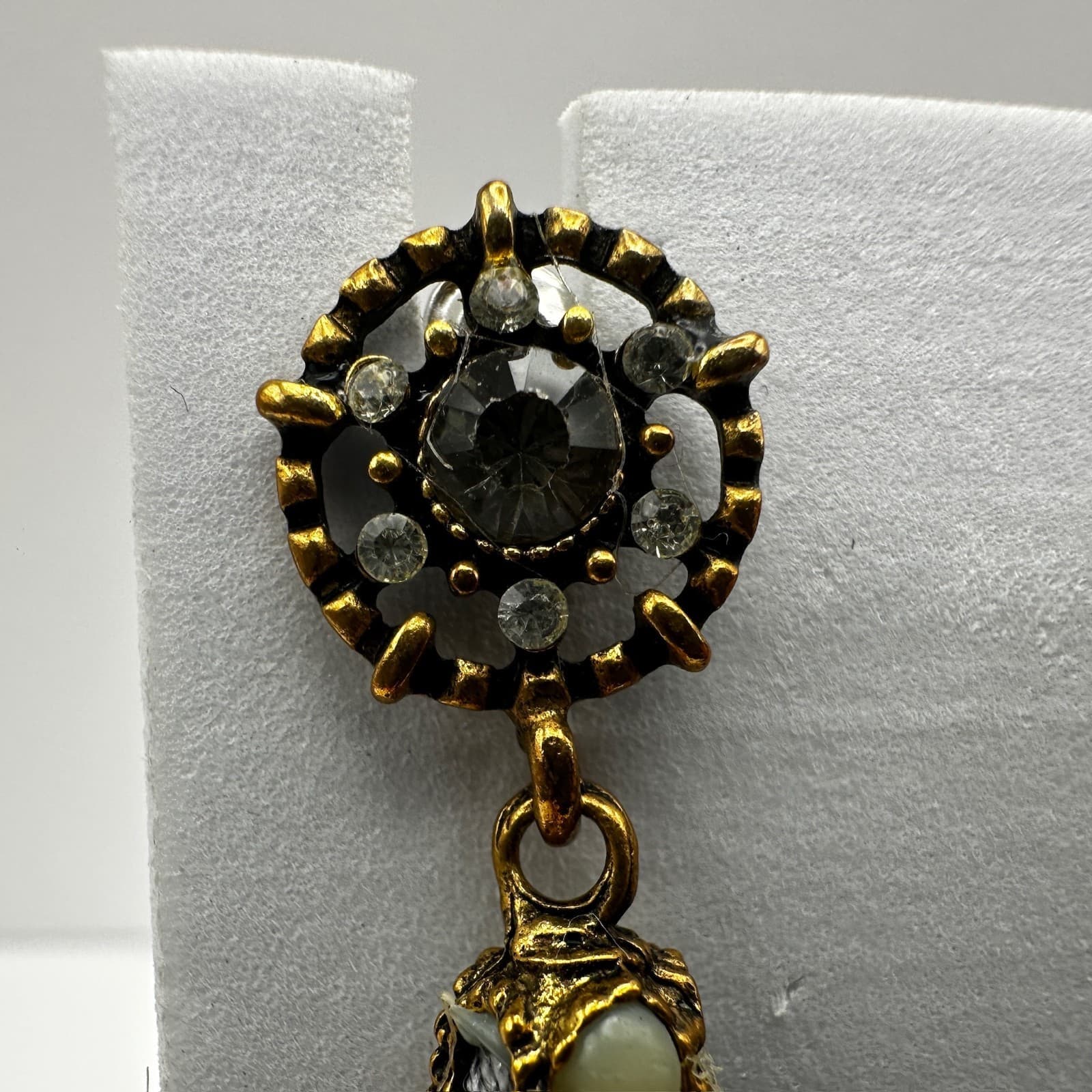 Vintage 90s Grey Tassel Gold Tone Earrings Rhinestone Dangle Fashion Jewelry - Thumbnail 2