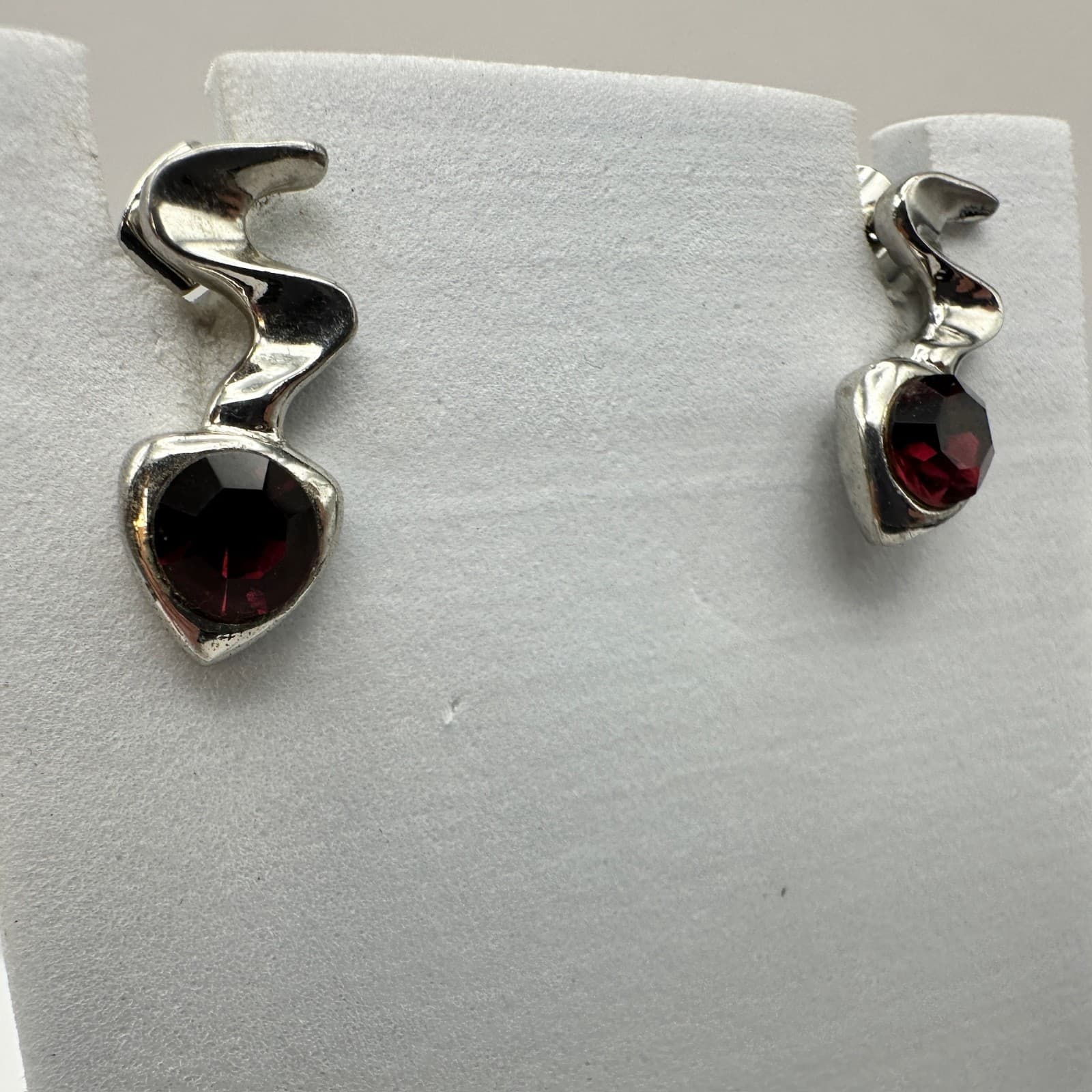 VTG 90s Silver Tone Red Crystal Squiggle Earrings Snake S Shape Stud Jewelry - Thumbnail 2