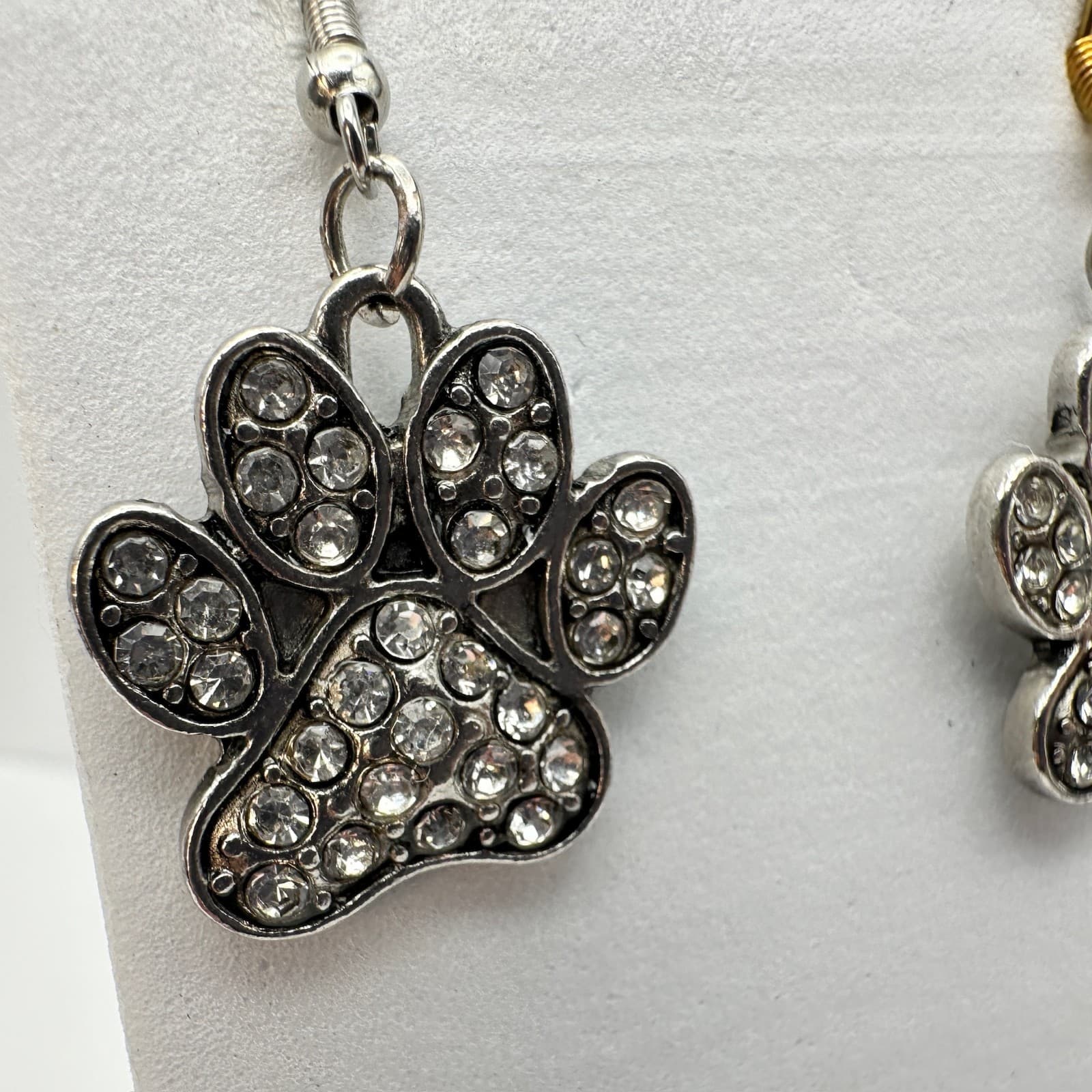 Vintage 90s Dog Paw Jewelry Silver Tone Crystal Animal Print Hook Earrings - Thumbnail 4