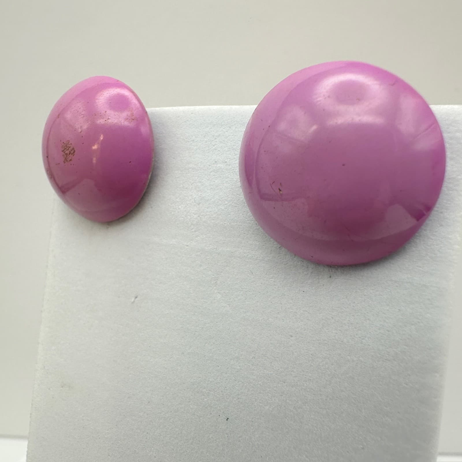 Vintage 80s Purple Enamel Button Earrings Large Round Stud Pink Lavender Jewelry - Thumbnail 3