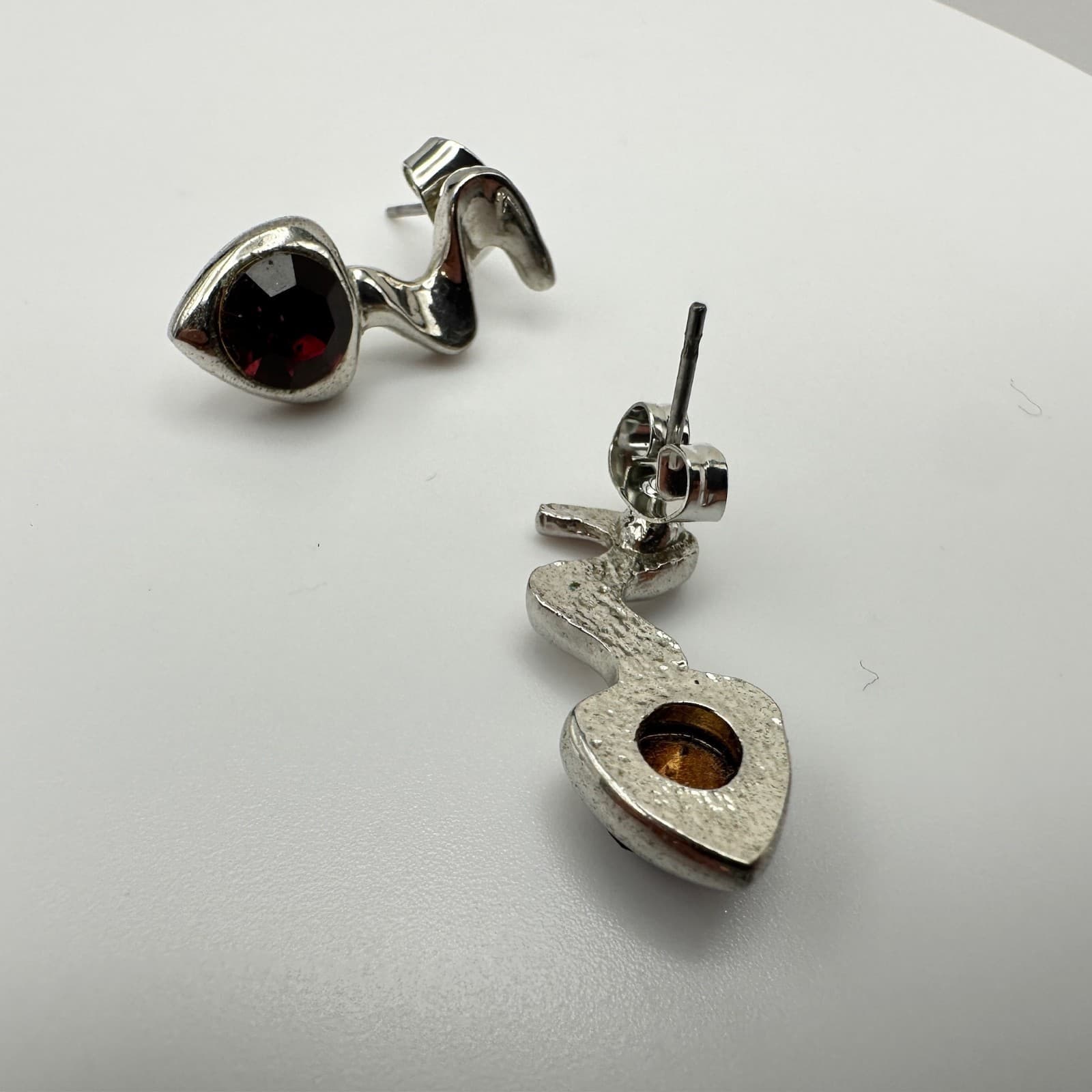 VTG 90s Silver Tone Red Crystal Squiggle Earrings Snake S Shape Stud Jewelry - Thumbnail 9