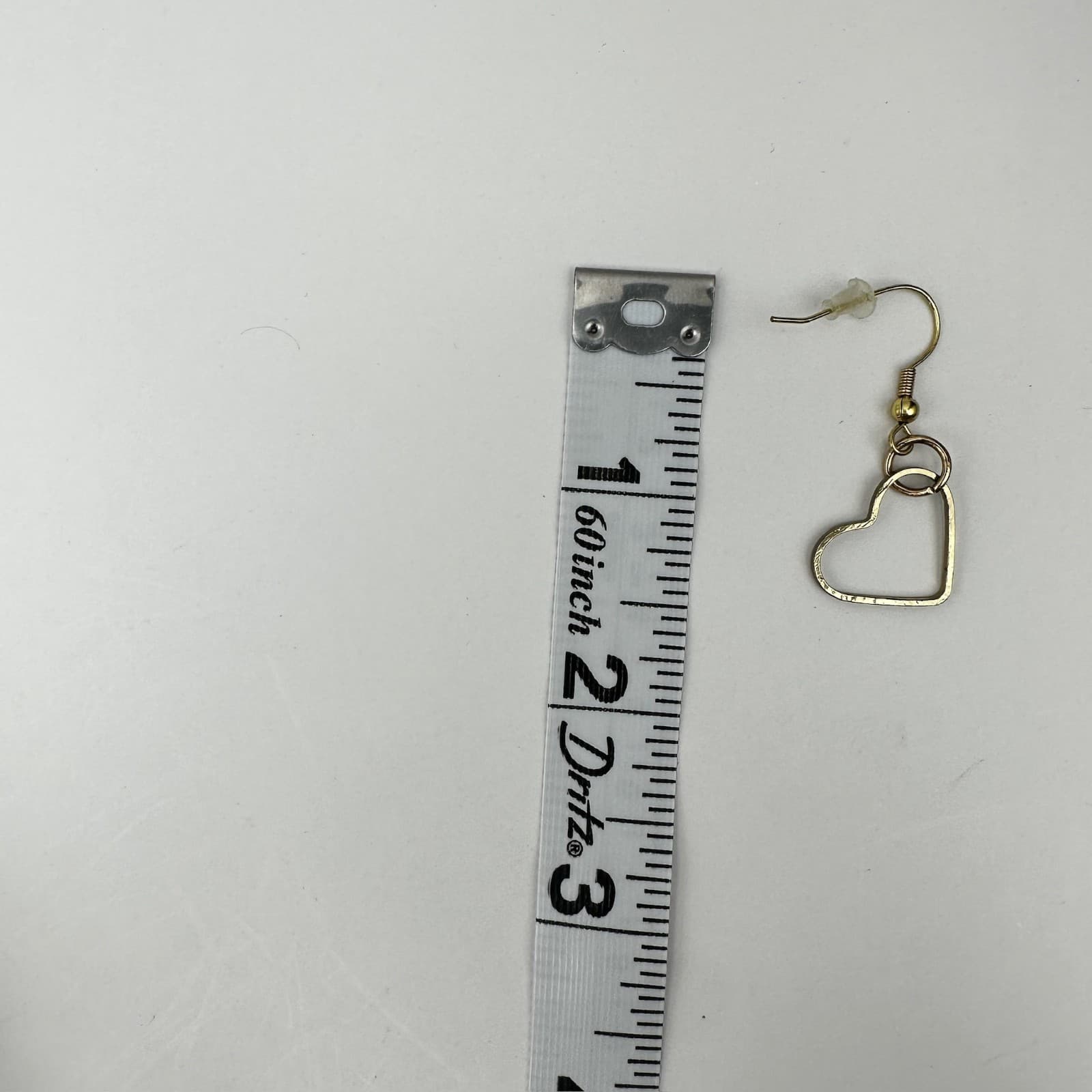 Vintage 90s Heart Dangle Earrings Gold tone Open Frame Minimalist Jewelry - Thumbnail 11