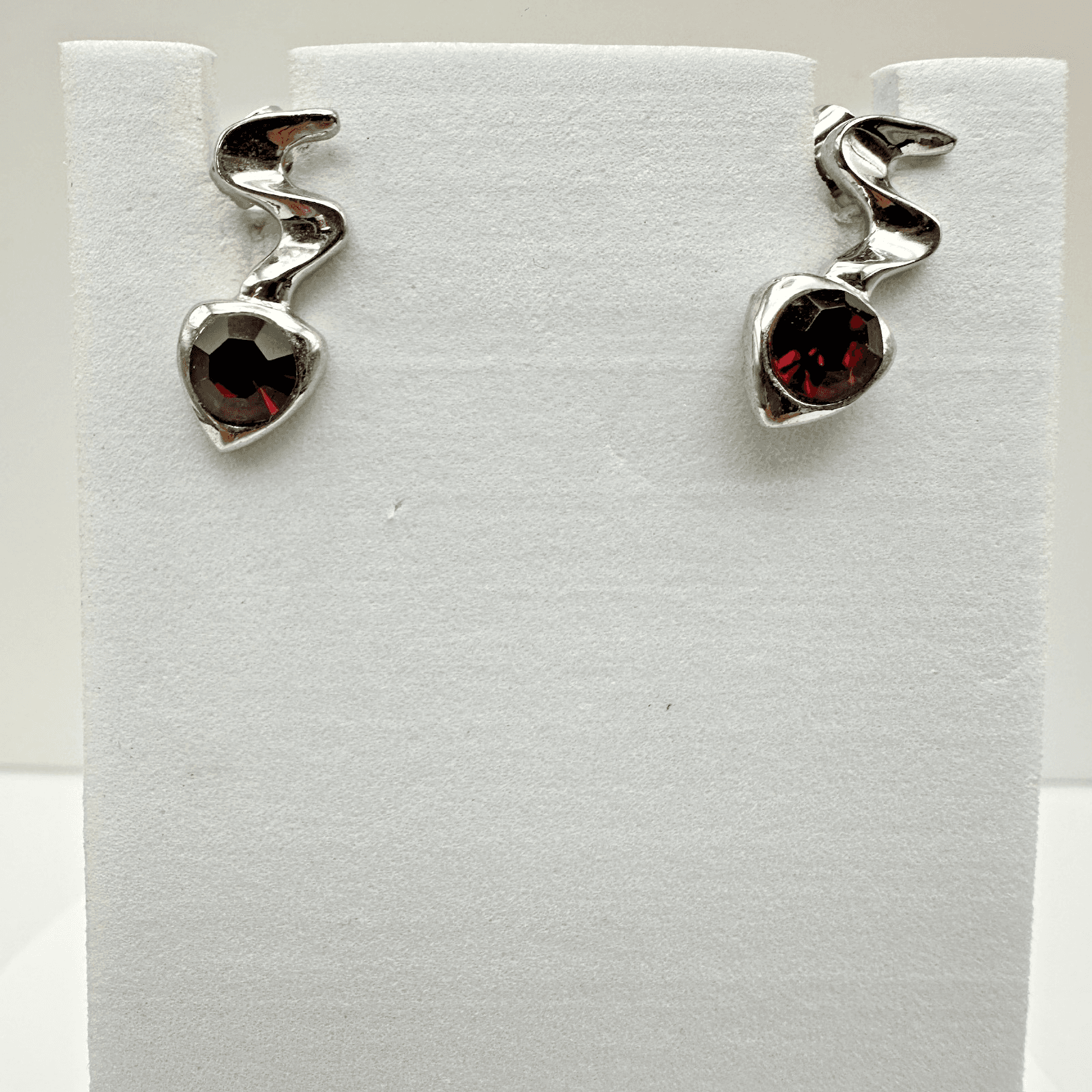 VTG 90s Silver Tone Red Crystal Squiggle Earrings Snake S Shape Stud Jewelry - Image 1